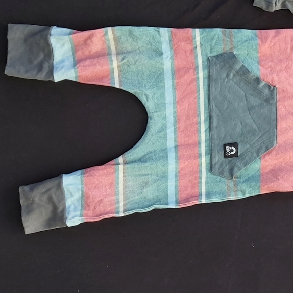 Rags to Raches 6-12m Classic Stripes - Picture 2 of 4